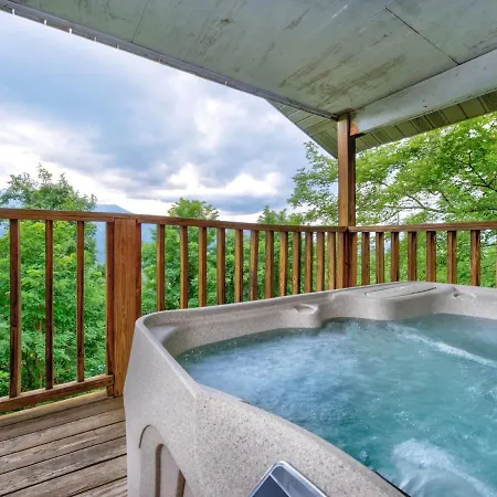 Leconte View 1, 1 Bedroom, Fireplace, Hot Tub, Grill, Pool Table, Sleeps 2